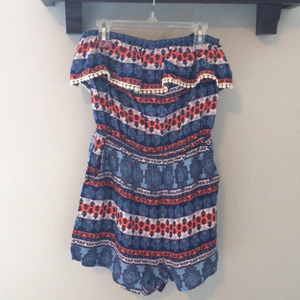 Strapless romper